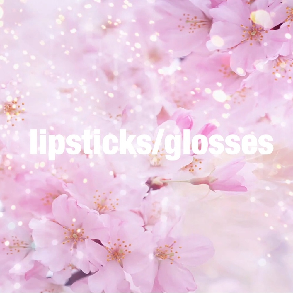 Lipsticks/glosses